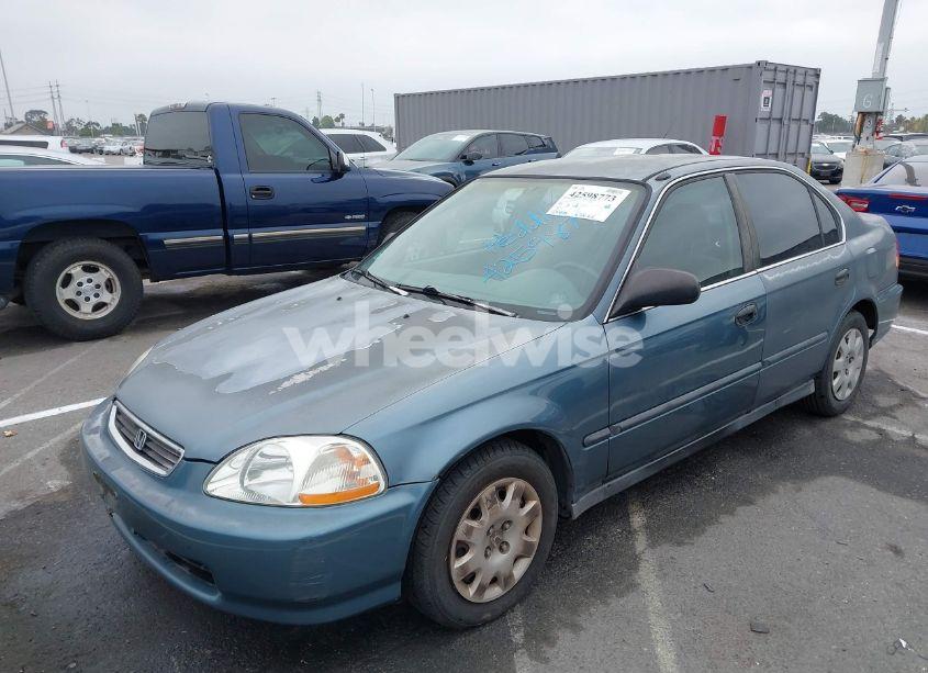 Photo 2 of 1998 Honda Civic LX (VIN 2HGEJ6679WH521962)