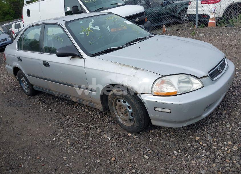 1998 Honda Civic LX (VIN 2HGEJ6679WH609183) main photo