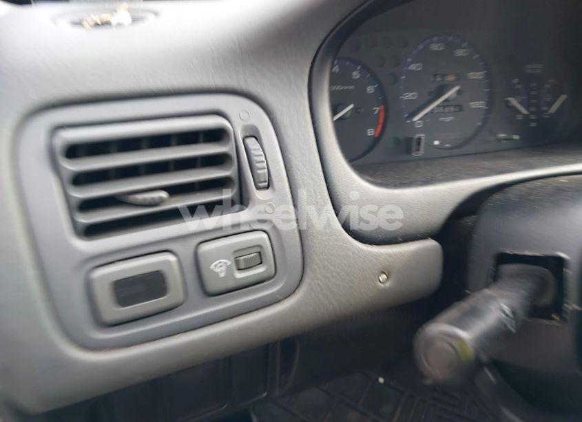 Photo 14 of 1998 Honda Civic LX (VIN 2HGEJ6679WH609183)