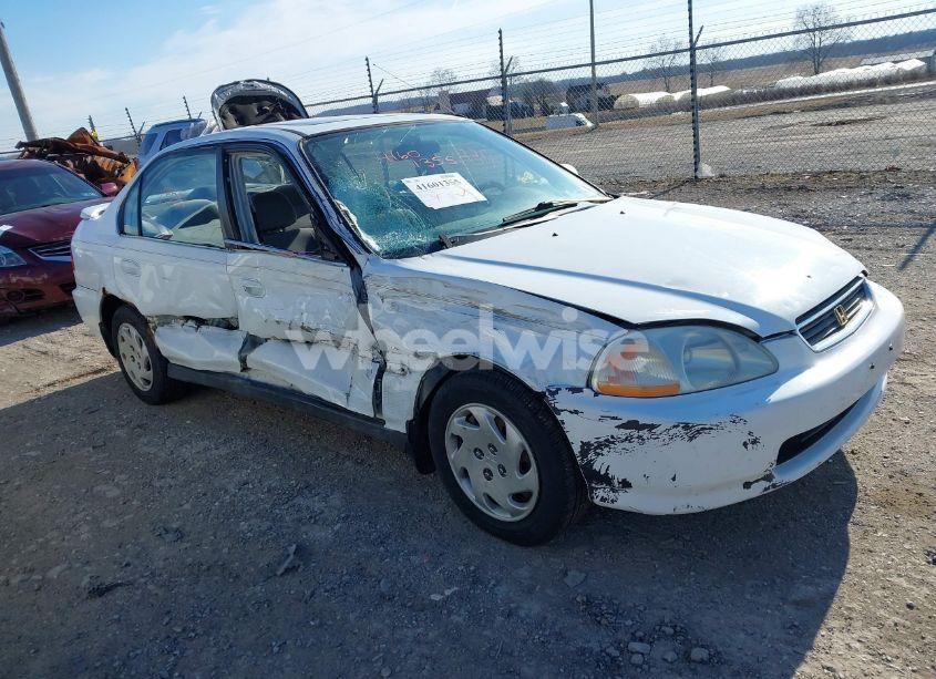 1997 Honda Civic EX (VIN 2HGEJ8641VH518795) main photo