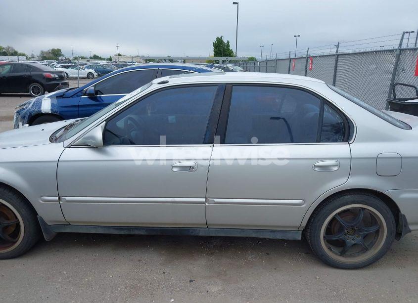 Photo 6 of 1998 Honda Civic EX (VIN 2HGEJ8648WH570782)