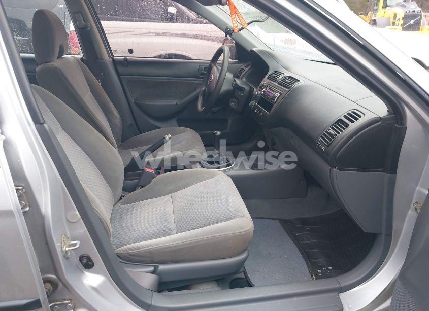 Photo 5 of 2005 Honda Civic DX (VIN 2HGES15105H618690)