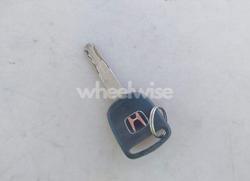 Photo 11 of 2004 Honda Civic LX (VIN 2HGES15504H509907)