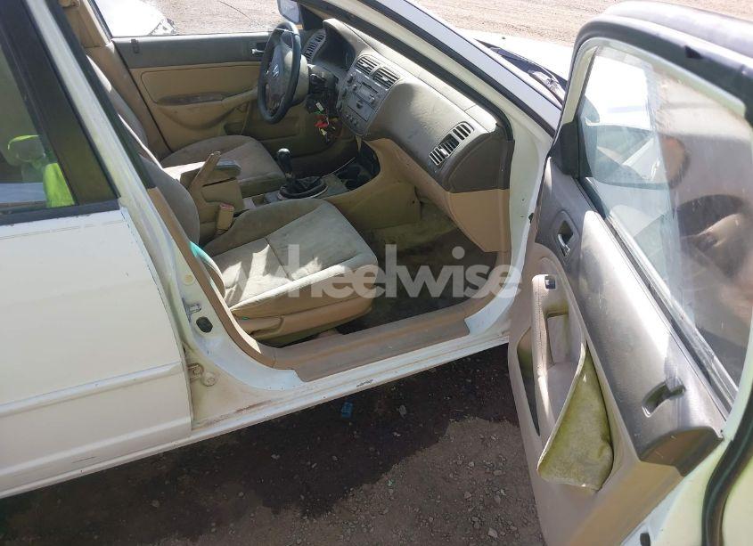 Photo 5 of 2004 Honda Civic LX (VIN 2HGES15504H509907)