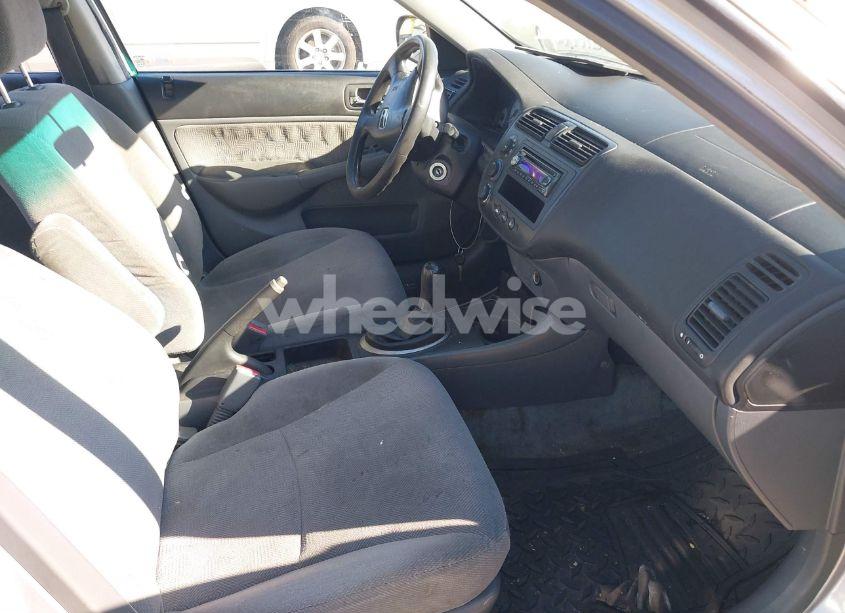 Photo 5 of 2002 Honda Civic LX (VIN 2HGES15562H553312)