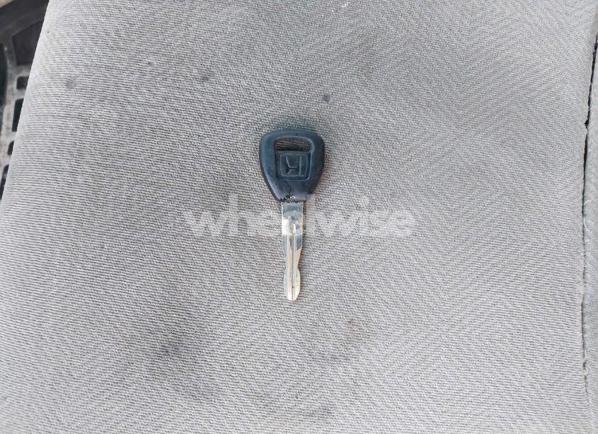 Photo 11 of 2002 Honda Civic LX (VIN 2HGES15572H558258)