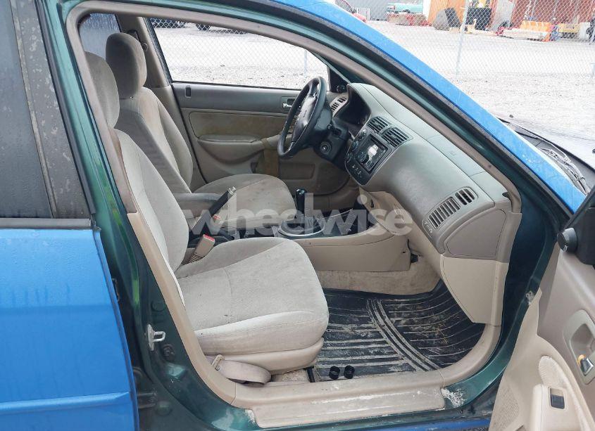 Photo 5 of 2002 Honda Civic LX (VIN 2HGES15572H558258)