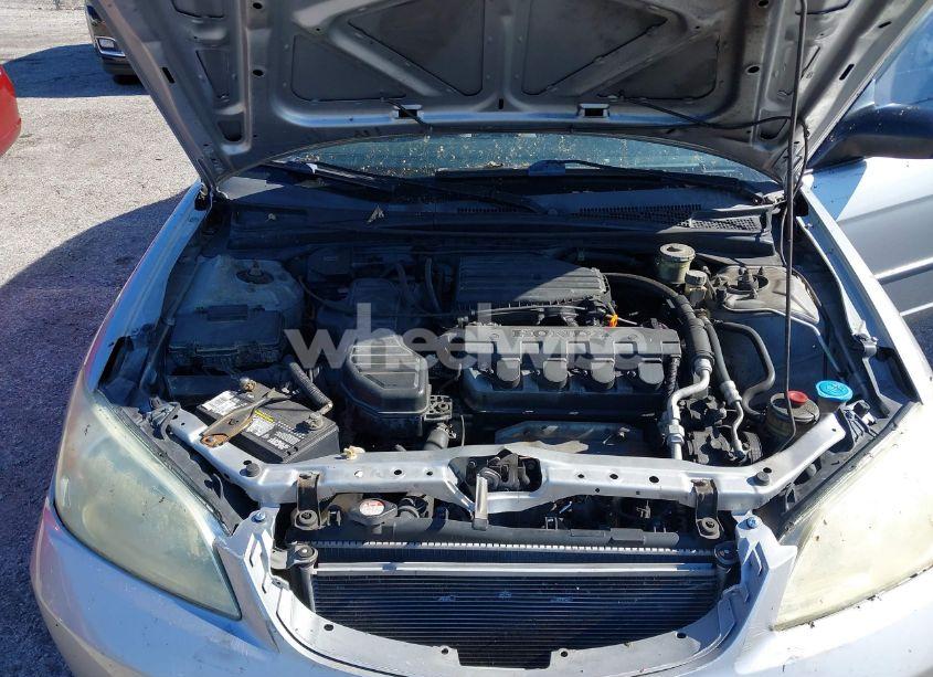 Photo 10 of 2005 Honda Civic LX (VIN 2HGES15575H613893)
