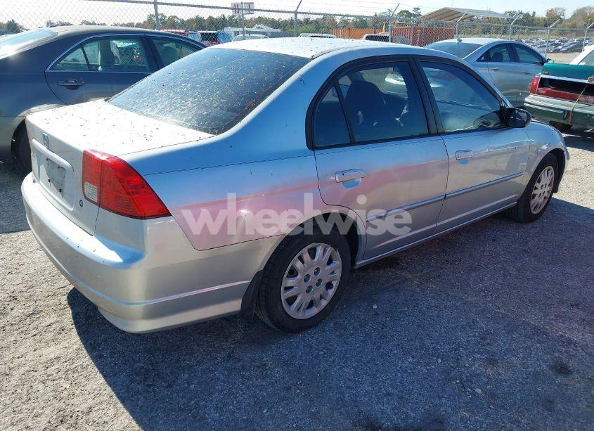 Photo 4 of 2005 Honda Civic LX (VIN 2HGES15575H613893)