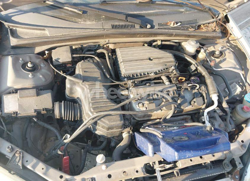 Photo 10 of 2002 Honda Civic LX (VIN 2HGES15592H562781)