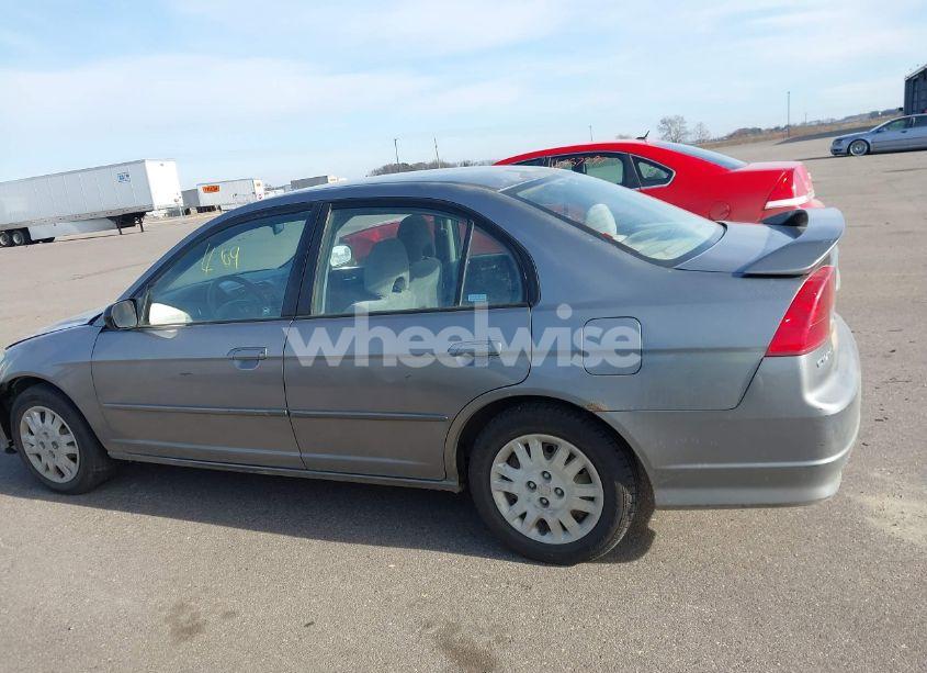 Photo 14 of 2005 Honda Civic LX (VIN 2HGES155X5H626962)