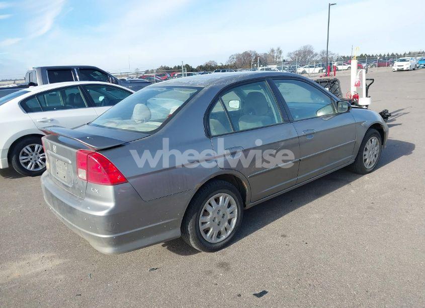 Photo 4 of 2005 Honda Civic LX (VIN 2HGES155X5H626962)