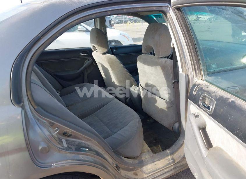 Photo 8 of 2005 Honda Civic LX (VIN 2HGES155X5H626962)