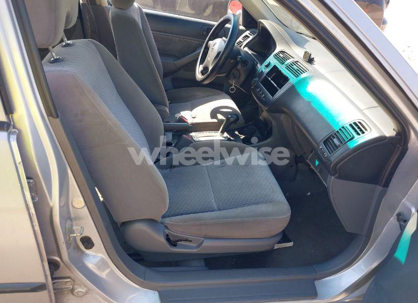 Photo 5 of 2004 Honda Civic VP (VIN 2HGES16304H555427)