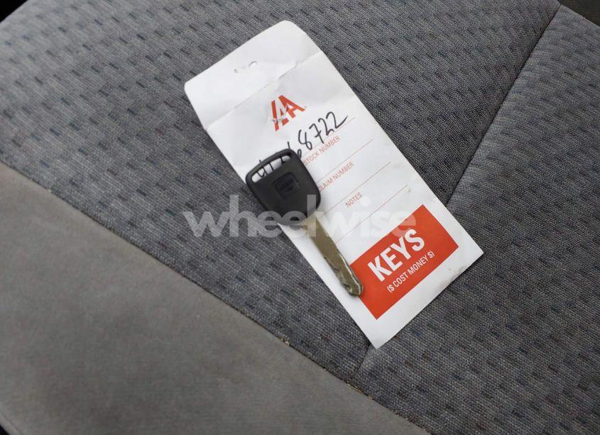 Photo 11 of 2005 Honda Civic VP (VIN 2HGES16315H586476)