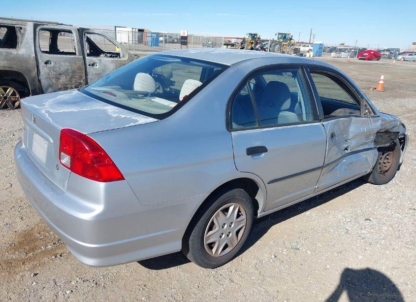 Photo 4 of 2005 Honda Civic VP (VIN 2HGES16325H558735)