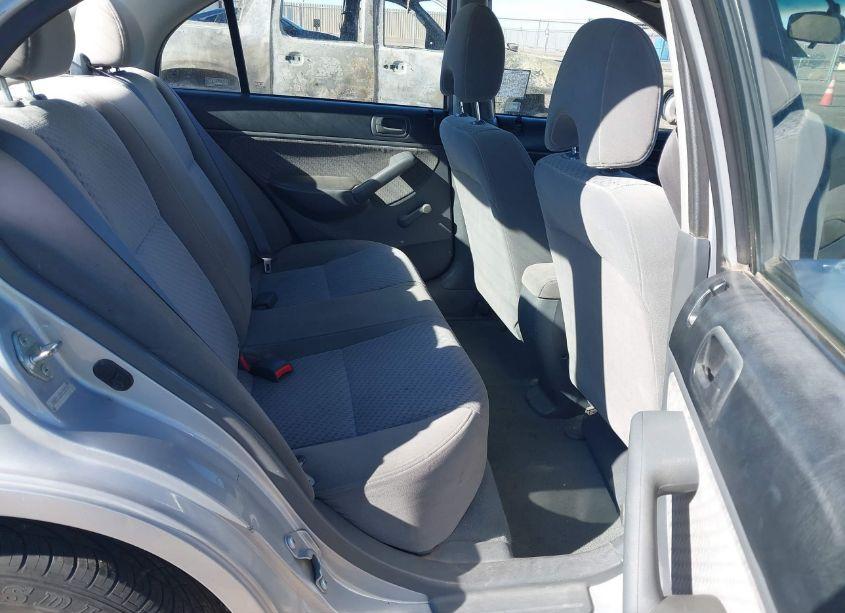 Photo 8 of 2005 Honda Civic VP (VIN 2HGES16325H558735)