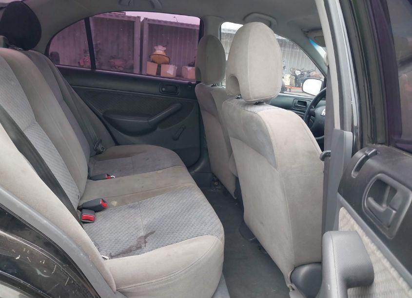 Photo 8 of 2005 Honda Civic VP (VIN 2HGES16355H631936)