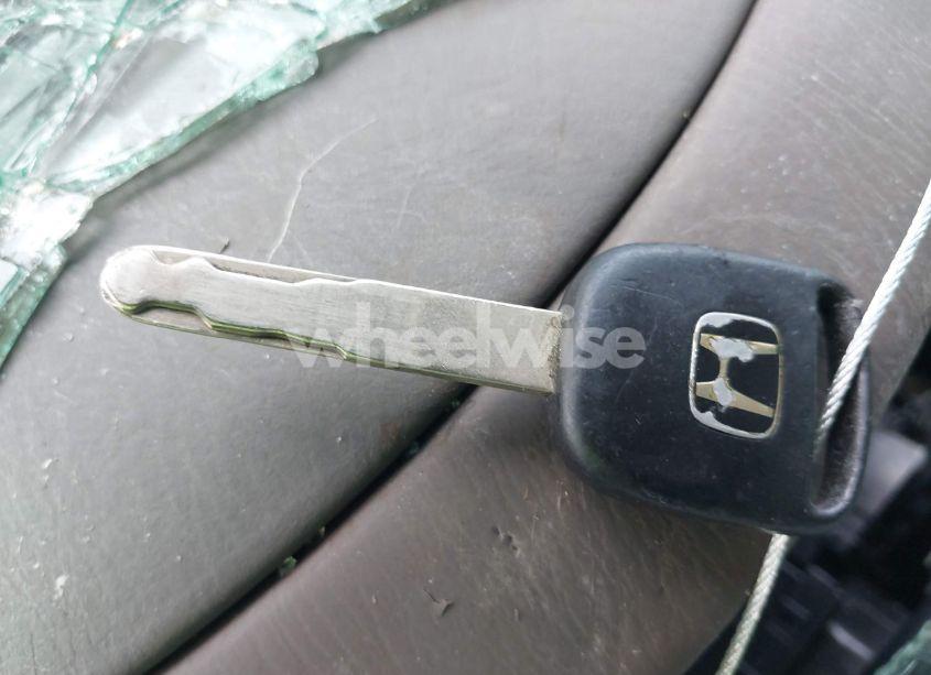 Photo 11 of 2005 Honda Civic VP (VIN 2HGES16365H569933)