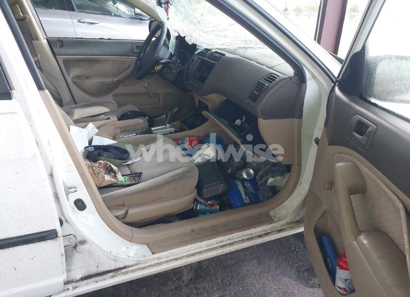 Photo 5 of 2005 Honda Civic VP (VIN 2HGES16365H569933)