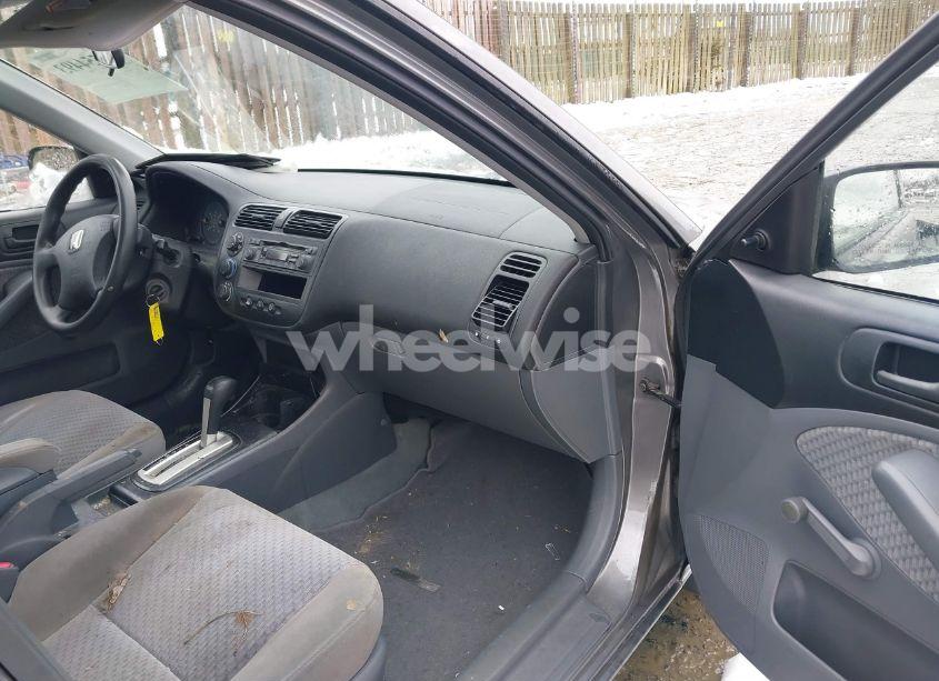 Photo 5 of 2005 Honda Civic DX VP (VIN 2HGES16375H586806)