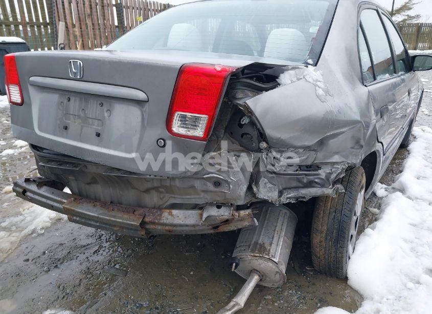 Photo 6 of 2005 Honda Civic DX VP (VIN 2HGES16375H586806)