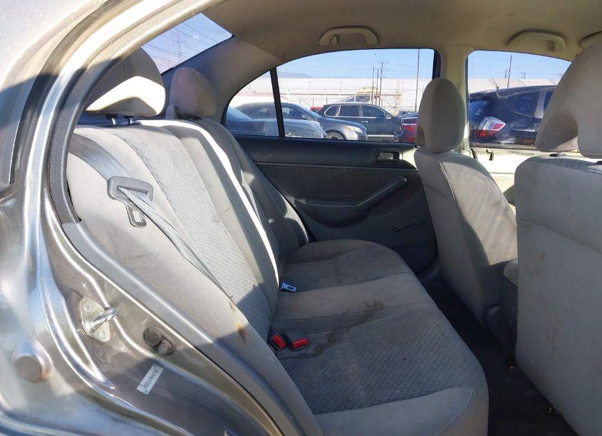 Photo 8 of 2005 Honda Civic VP (VIN 2HGES16385H627685)