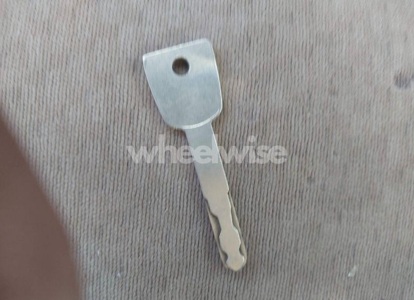 Photo 11 of 2005 Honda Civic VP (VIN 2HGES163X5H584502)