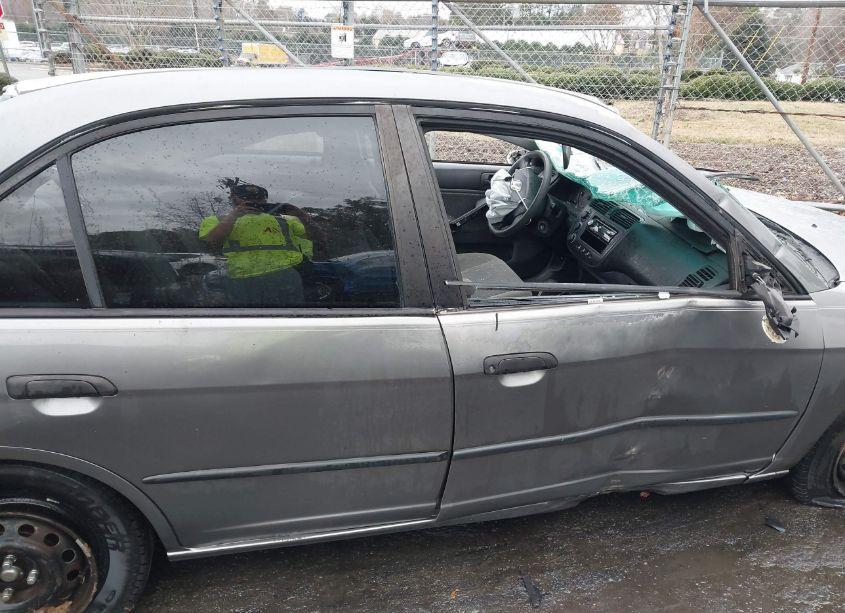 Photo 13 of 2005 Honda Civic VP (VIN 2HGES16445H619950)