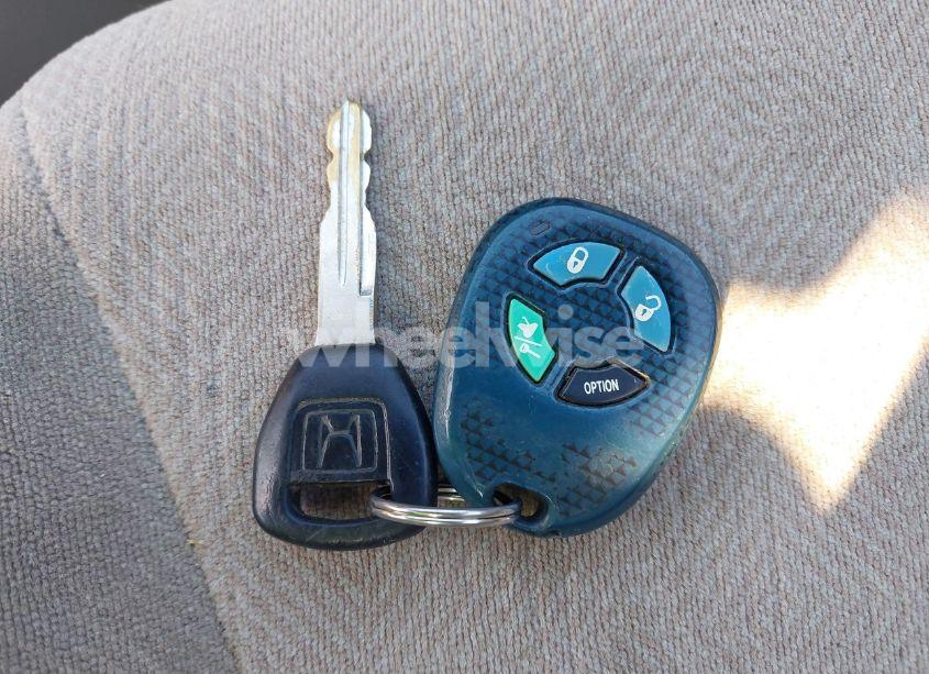 Photo 11 of 2002 Honda Civic LX (VIN 2HGES16502H602650)