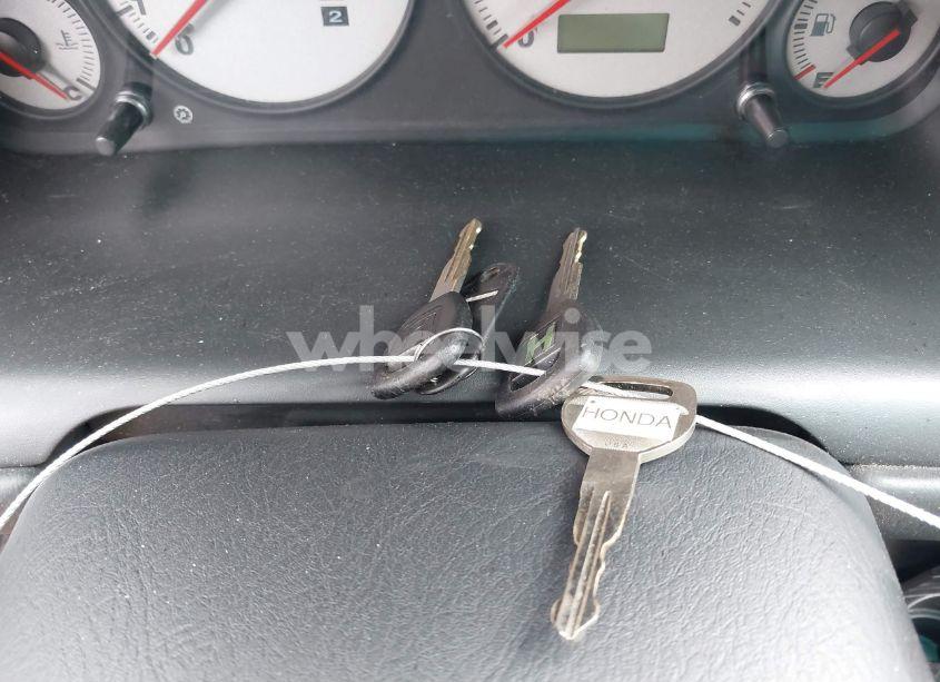 Photo 11 of 2002 Honda Civic LX (VIN 2HGES16502H603829)