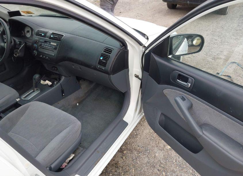 Photo 5 of 2002 Honda Civic LX (VIN 2HGES16502H607380)