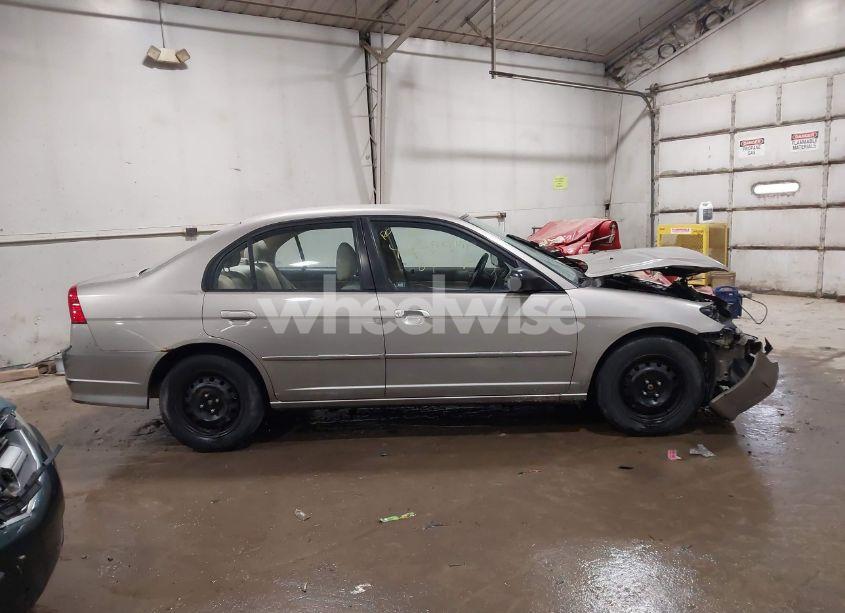 Photo 13 of 2004 Honda Civic LX (VIN 2HGES16504H513096)