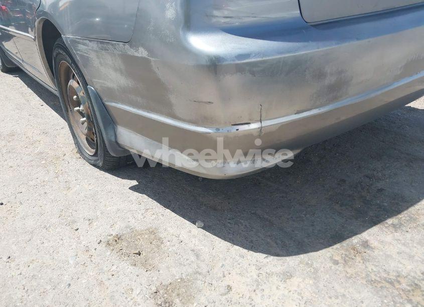 Photo 6 of 2004 Honda Civic LX (VIN 2HGES16504H563979)