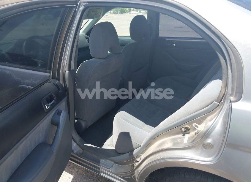 Photo 8 of 2004 Honda Civic LX (VIN 2HGES16504H563979)