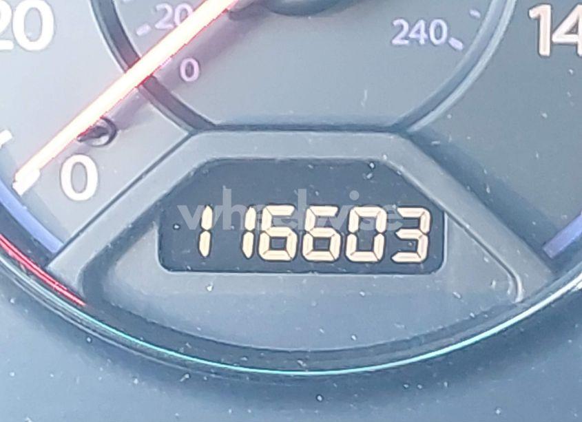 Photo 15 of 2005 Honda Civic LX (VIN 2HGES16505H529400)