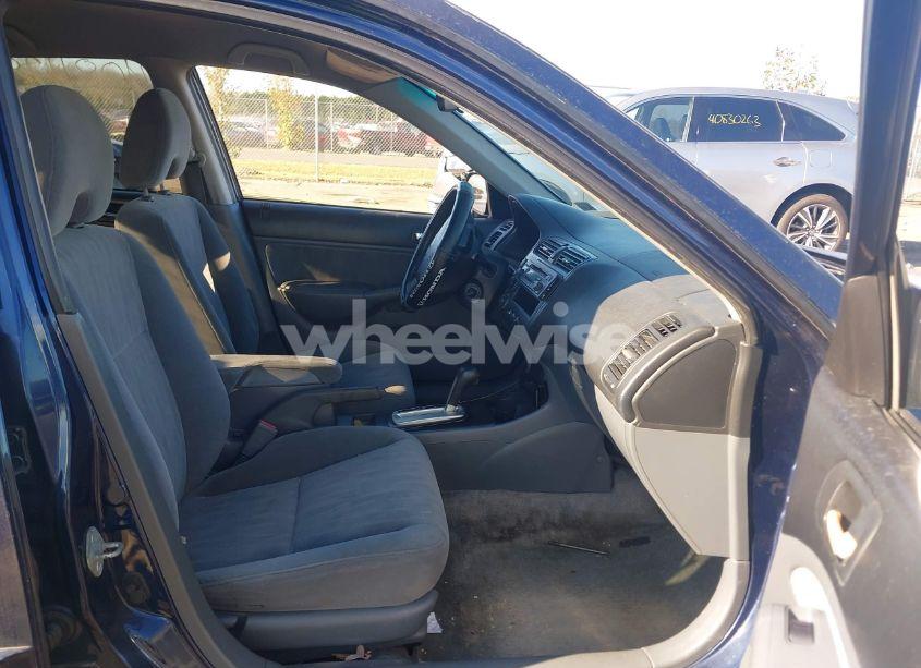 Photo 5 of 2005 Honda Civic LX (VIN 2HGES16505H529400)