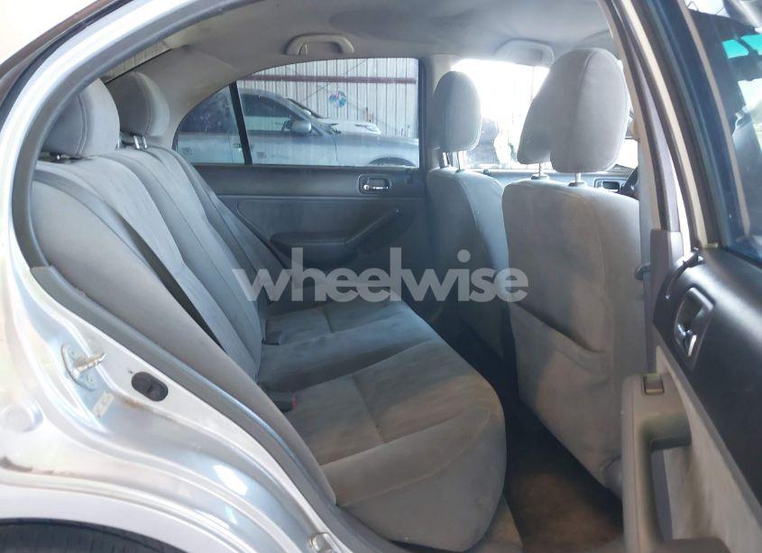 Photo 8 of 2005 Honda Civic LX (VIN 2HGES16505H544656)