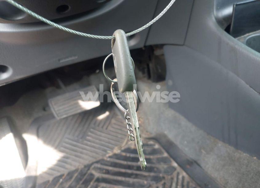 Photo 11 of 2005 Honda Civic LX (VIN 2HGES16505H596157)