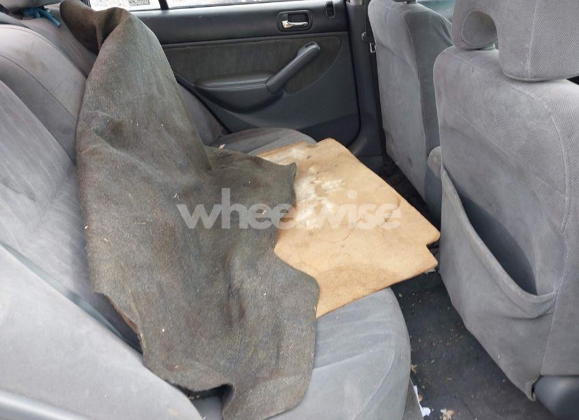 Photo 8 of 2005 Honda Civic LX (VIN 2HGES16505H626564)