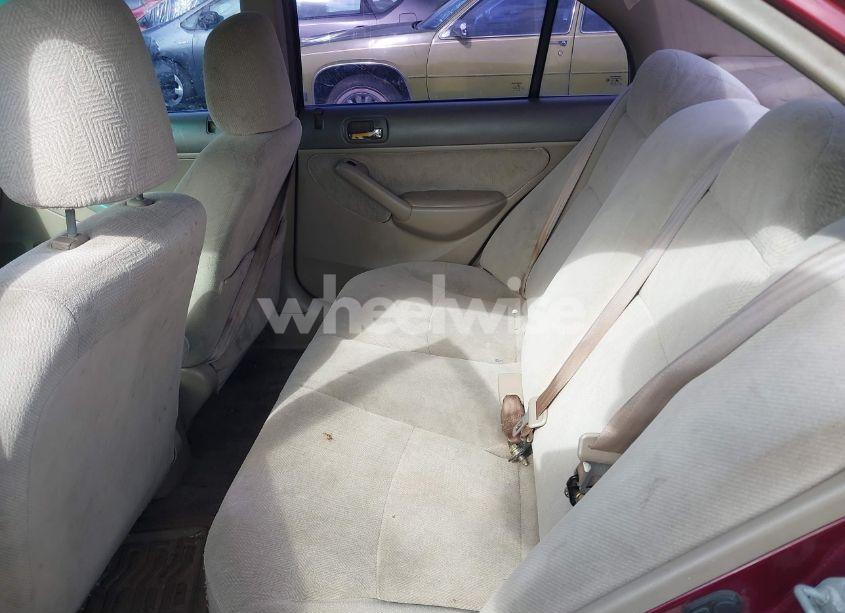 Photo 8 of 2002 Honda Civic LX (VIN 2HGES16512H520720)