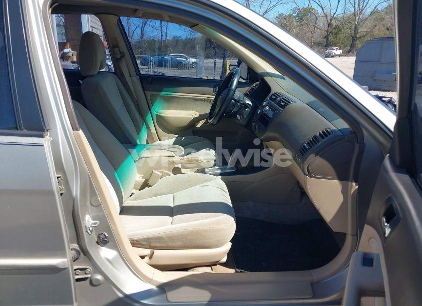 Photo 5 of 2003 Honda Civic LX (VIN 2HGES16513H566016)