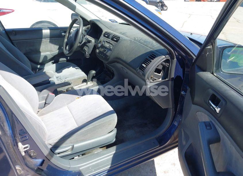 Photo 5 of 2004 Honda Civic LX (VIN 2HGES16514H566731)