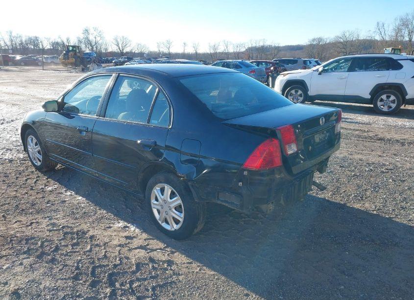 Photo 3 of 2005 Honda Civic LX (VIN 2HGES16515H521581)