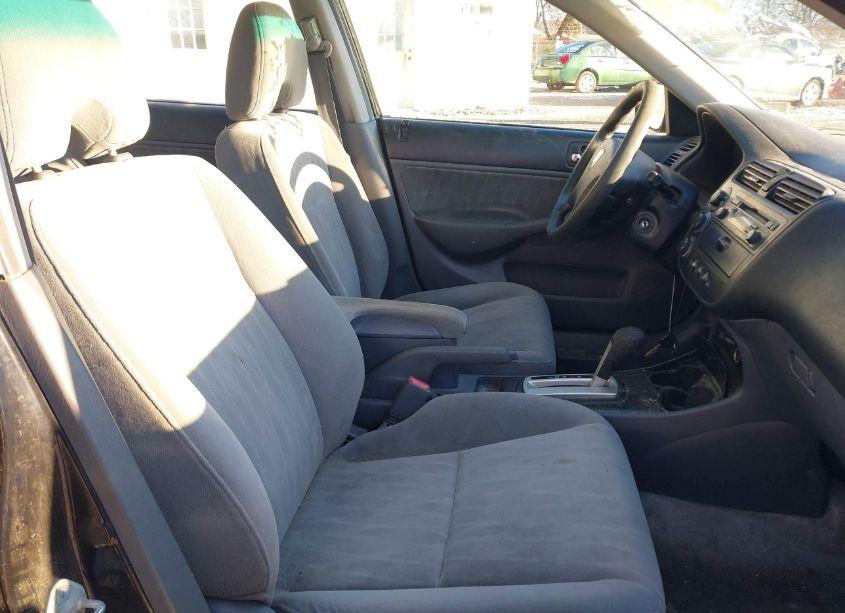 Photo 5 of 2005 Honda Civic LX (VIN 2HGES16515H521581)