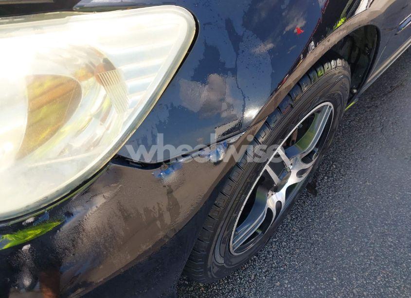 Photo 12 of 2005 Honda Civic LX (VIN 2HGES16515H527476)