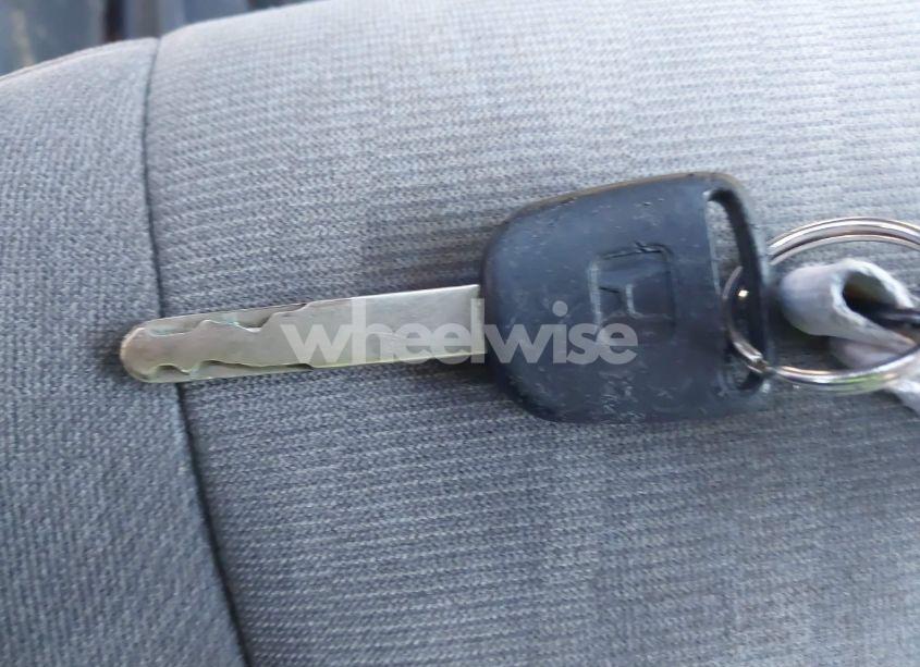 Photo 11 of 2005 Honda Civic LX (VIN 2HGES16515H560753)