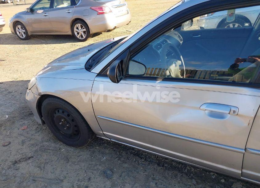 Photo 6 of 2005 Honda Civic LX (VIN 2HGES16515H560753)