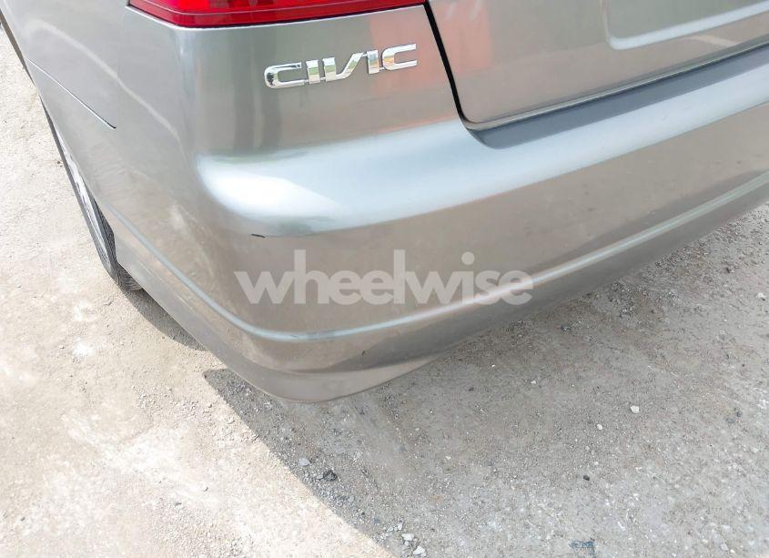 Photo 6 of 2005 Honda Civic LX (VIN 2HGES16515H630638)