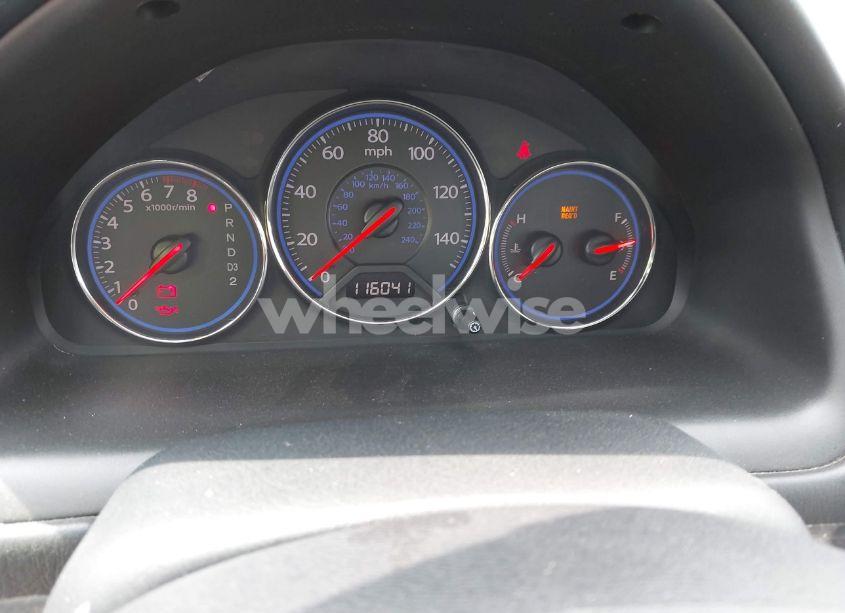 Photo 7 of 2005 Honda Civic LX (VIN 2HGES16515H630638)